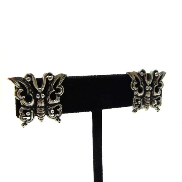 Silver Tone Butterfly Screw on Earrings Womens Fashion Jewelry - Picture 4 of 6